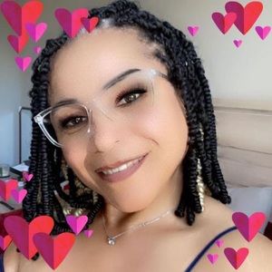 Meet your Posher, Clorrisa